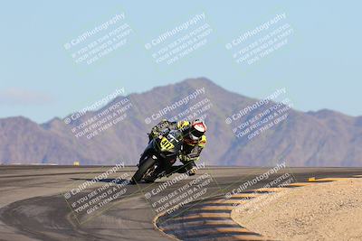 media/Nov-16-2024-CVMA (Sat) [[0e4bb1f32f]]/Race 11-Amateur Supersport Open/